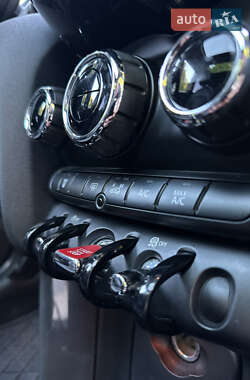 Хэтчбек MINI Hatch 2015 в 