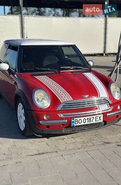 Хэтчбек MINI Hatch 2002 в Козове