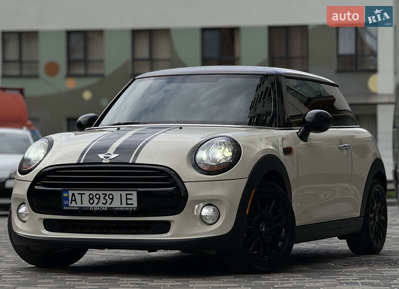 Хетчбек MINI Hatch 2014 в 