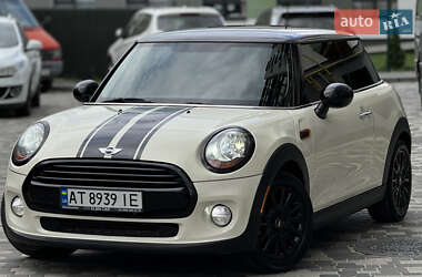 Хетчбек MINI Hatch 2014 в 