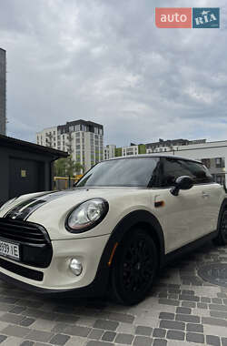 Хетчбек MINI Hatch 2014 в 
