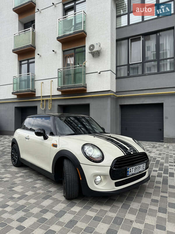 Хэтчбек MINI Hatch 2014 в Ивано-Франковске