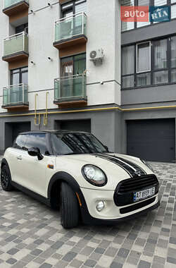 Хетчбек MINI Hatch 2014 в 