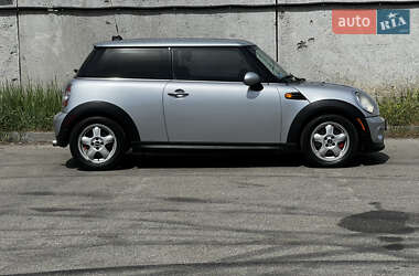 Хетчбек MINI Hatch 2010 в 