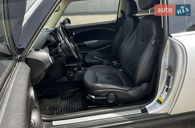 Хетчбек MINI Hatch 2010 в 