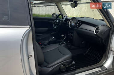Хетчбек MINI Hatch 2010 в 