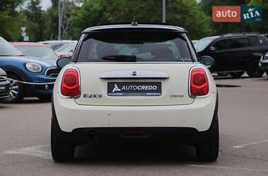 Хэтчбек MINI Hatch 2015 в 