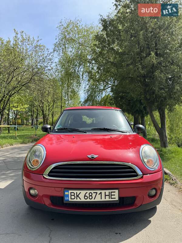 Хетчбек MINI Hatch 2009 в Рівному
