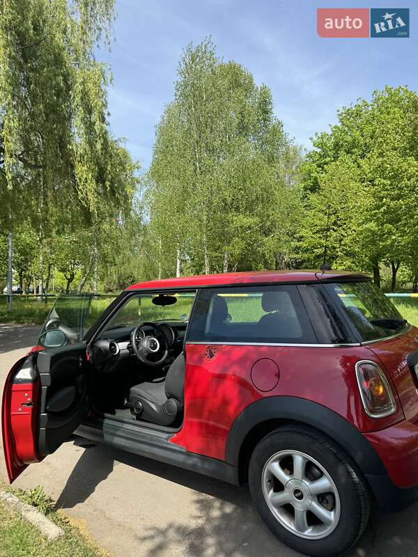 Хетчбек MINI Hatch 2009 в Рівному