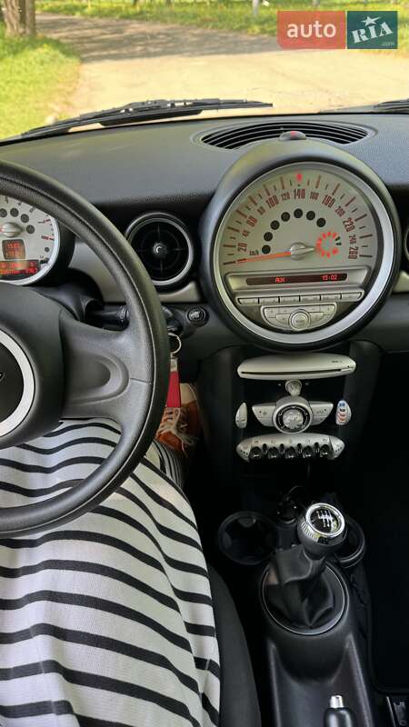 Хетчбек MINI Hatch 2009 в Рівному