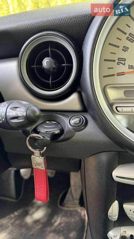 Хетчбек MINI Hatch 2009 в Рівному