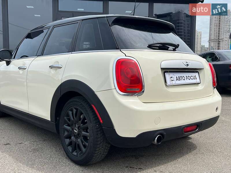Хетчбек MINI Hatch 2014 в Києві