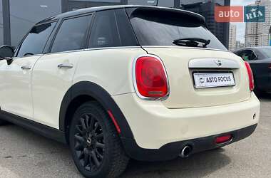 Хетчбек MINI Hatch 2014 в 