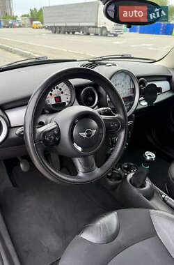 Хетчбек MINI Hatch 2013 в 