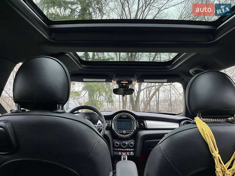 Хетчбек MINI Hatch 2020 в Києві