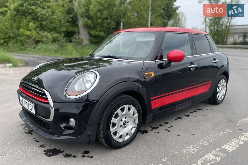 Хэтчбек MINI Hatch 2015 в 