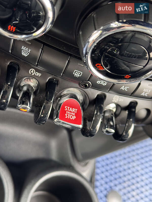 Хетчбек MINI Hatch 2016 в Івано-Франківську