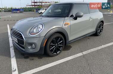 Хетчбек MINI Hatch 2017 в Києві