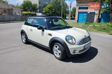 Хетчбек MINI Hatch 2008 в 