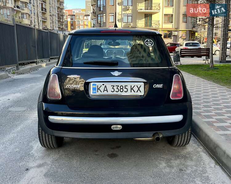 Хэтчбек MINI Hatch 2002 в Киеве фото 3 Хэтчбек MINI Hatch 2002 в Киеве