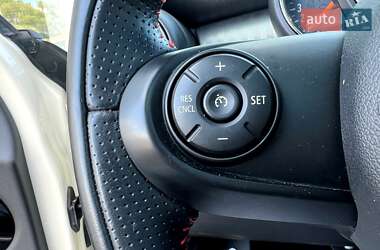Хетчбек MINI Hatch 2017 в 