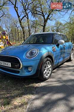 Хетчбек MINI Hatch 2015 в 