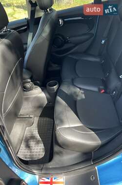 Хетчбек MINI Hatch 2015 в 