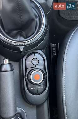 Хетчбек MINI Hatch 2015 в 