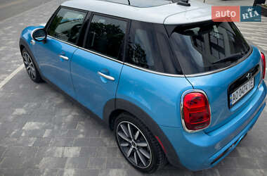 Хэтчбек MINI Hatch 2018 в 