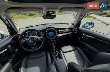 Хэтчбек MINI Hatch 2018 в 