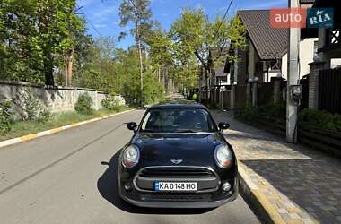 Хетчбек MINI Hatch 2016 в 