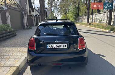 Хетчбек MINI Hatch 2016 в 