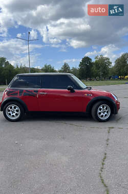 Хэтчбек MINI Hatch 2003 в 