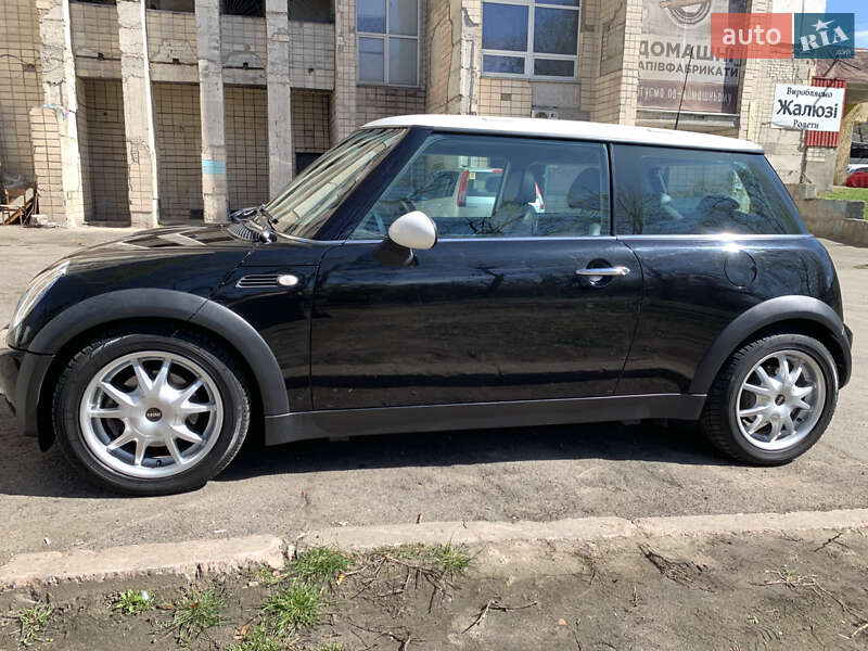 Хетчбек MINI Hatch 2002 в Києві