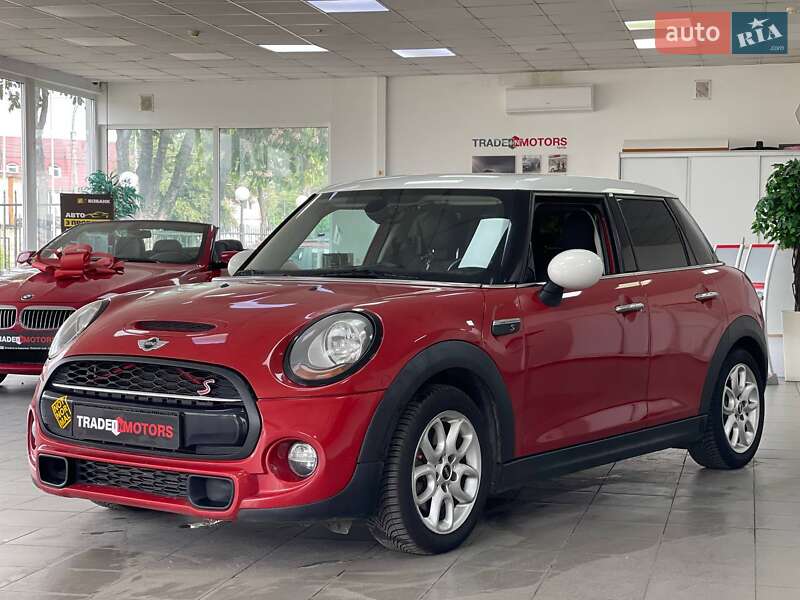Хетчбек MINI Hatch 2015 в Києві