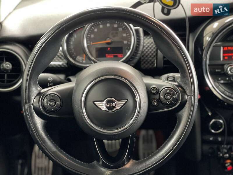 Хетчбек MINI Hatch 2015 в Києві