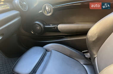 Хетчбек MINI Hatch 2017 в 