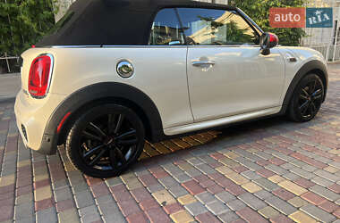 Хетчбек MINI Hatch 2017 в 