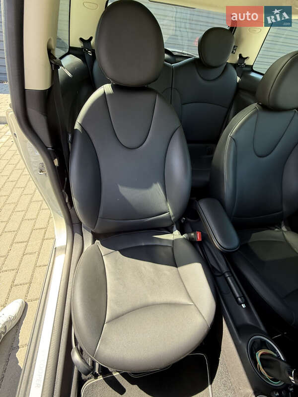 Хетчбек MINI Hatch 2012 в Києві