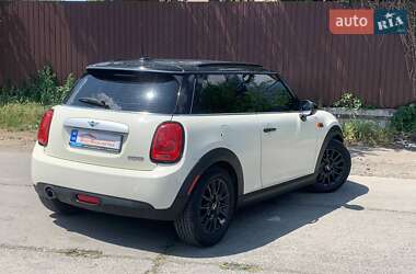 Хетчбек MINI Hatch 2014 в 