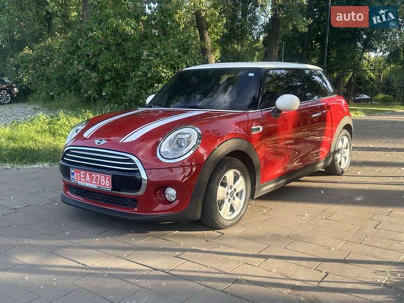Хетчбек MINI Hatch 2015 в Києві