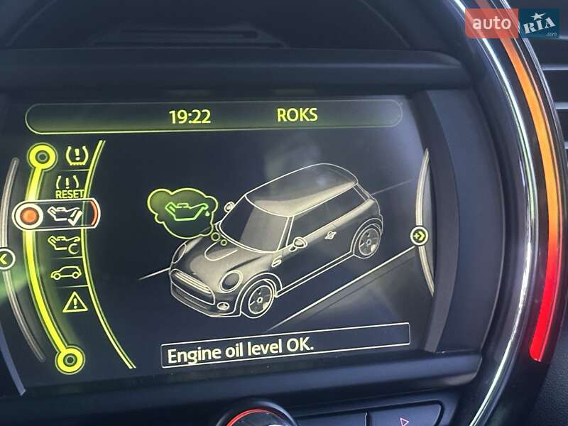 Хетчбек MINI Hatch 2015 в Києві