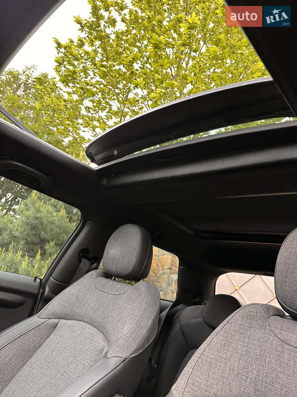 Хетчбек MINI Hatch 2015 в Вінниці