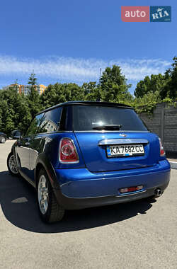 Хетчбек MINI Hatch 2013 в 