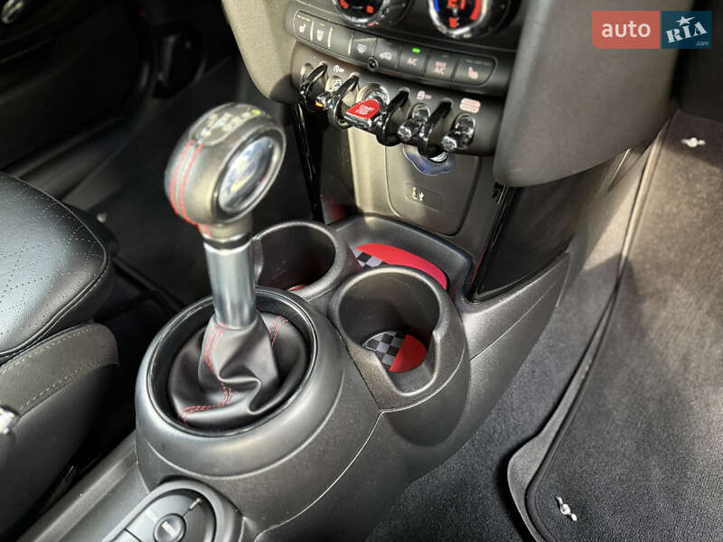 Хэтчбек MINI Hatch 2018 в Киеве фото 21 Хэтчбек MINI Hatch 2018 в Киеве
