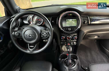 Хетчбек MINI Hatch 2018 в 