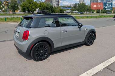 Хетчбек MINI Hatch 2015 в 