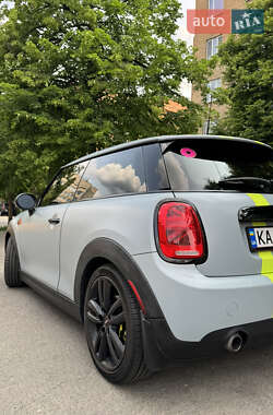 Хэтчбек MINI Hatch 2016 в 
