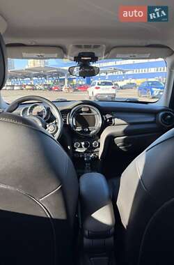 Хэтчбек MINI Hatch 2017 в 