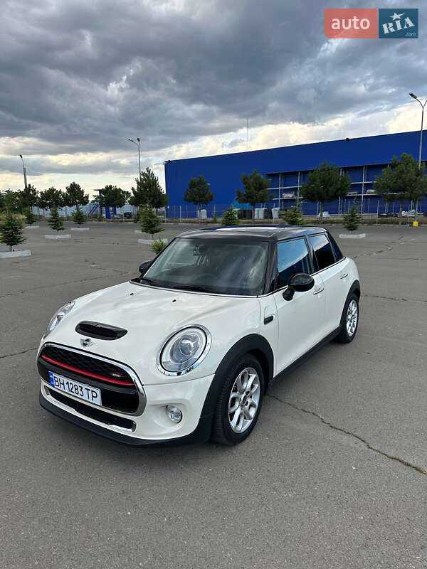 Хэтчбек MINI Hatch 2015 в Одессе фото 4 Хэтчбек MINI Hatch 2015 в Одессе